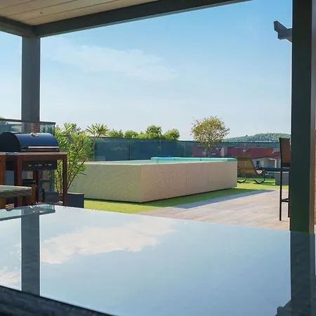 Olive Balcony Vodice-srima Lägenhet