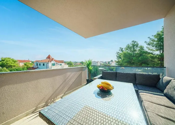 Olive Balcony Vodice-srima 斯里马